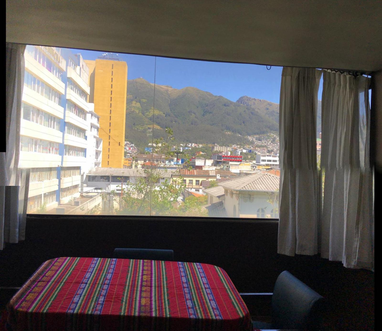 Filatelia Suites&Travel Quito Esterno foto
