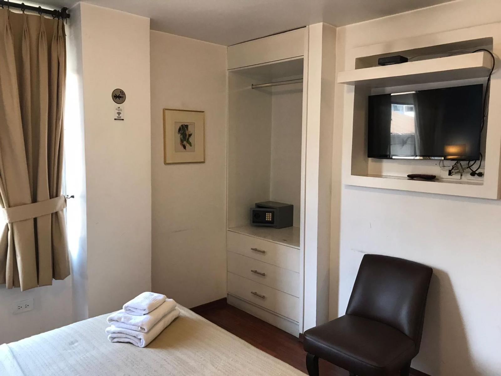 Filatelia Suites&Travel Quito Esterno foto