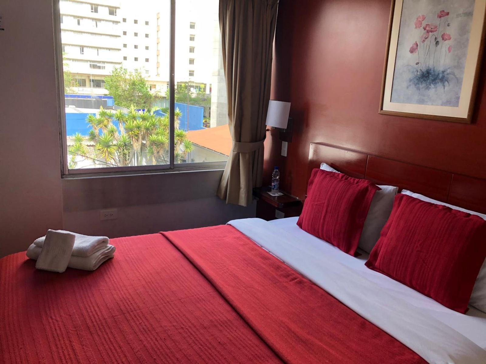 Filatelia Suites&Travel Quito Esterno foto