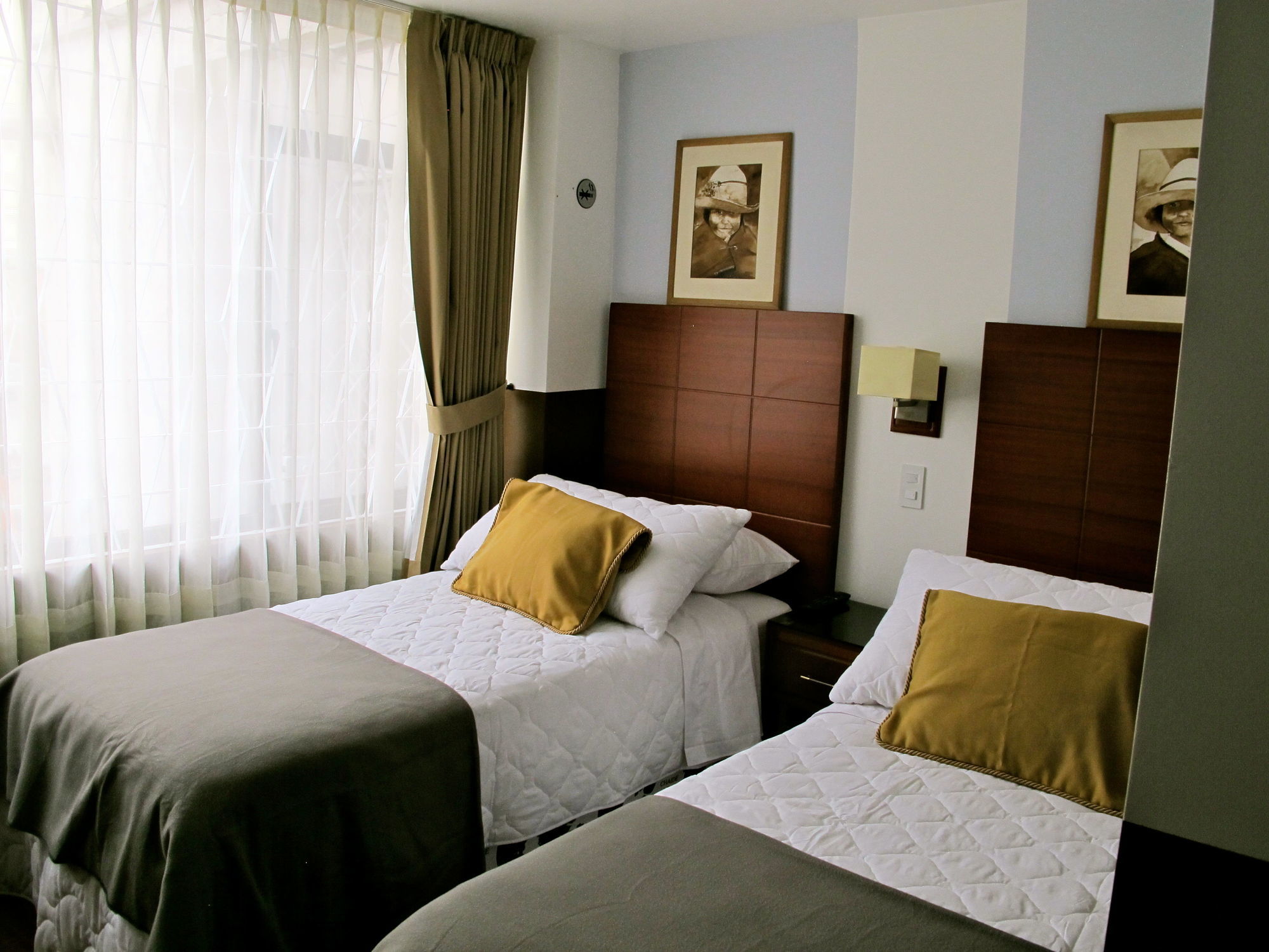 Filatelia Suites&Travel Quito Esterno foto