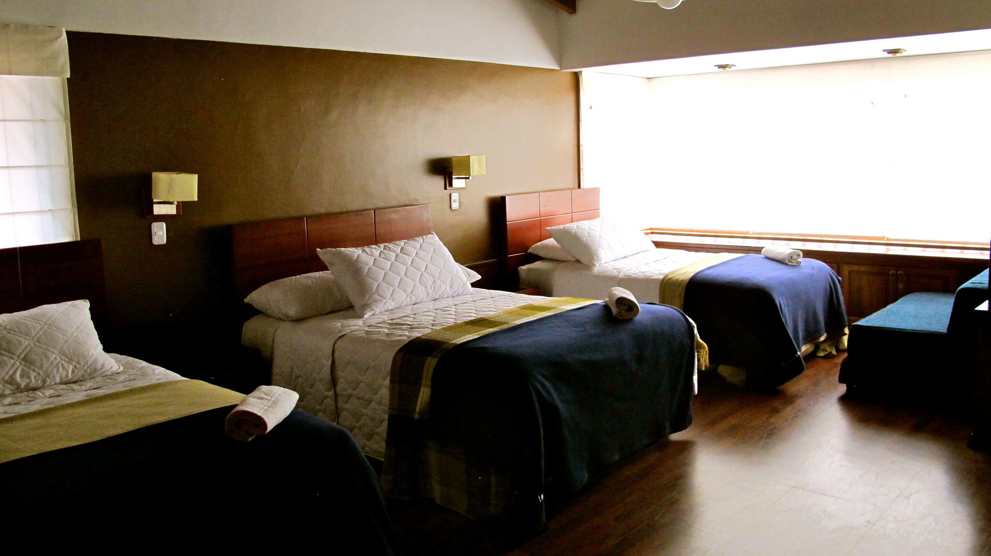 Filatelia Suites&Travel Quito Esterno foto